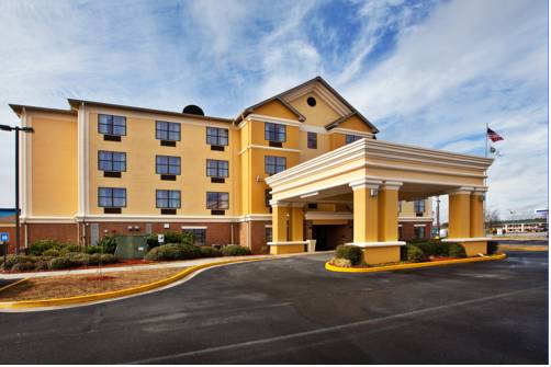 Holiday Inn Express Hotel & Suites Byron