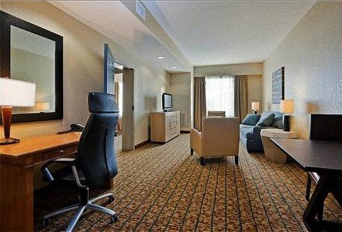 Holiday Inn San Antonio Northwest- SeaWorld Area